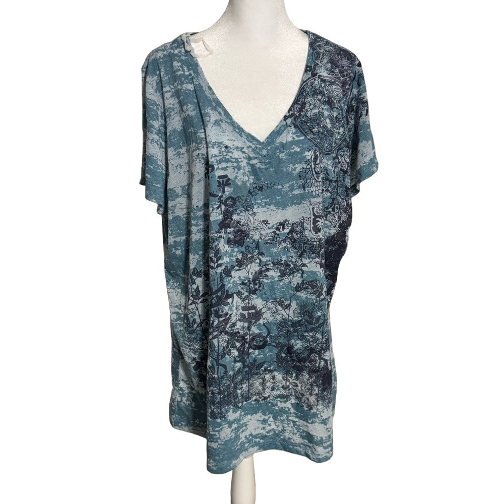 Maurice’s Plus Blue Patterned Graphic Cotton Polyester Top Women’s Size 3 - Picture 9 of 12